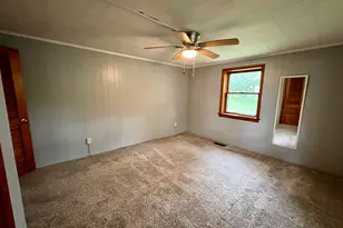 509 Lakeshore Dr, Oakland, IL 61943 - Photo 20