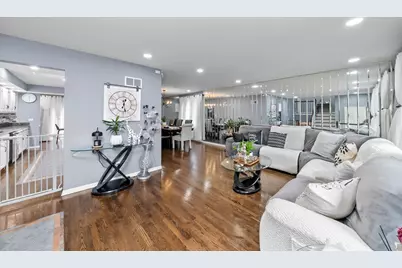 10652 Laramie Avenue, Oak Lawn, IL 60453 - Photo 4