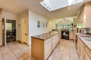 1295 Sunview Ln, Winnetka, IL 60093 - Photo 12