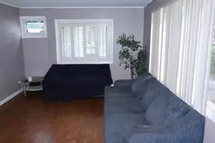 236 Tampa St, Park Forest, IL 60466 - Photo 4