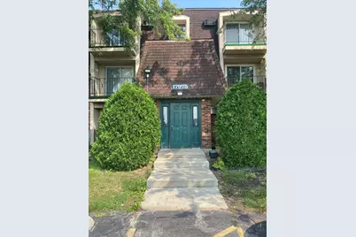 17975 Huntleigh Court #301, Country Club Hills, IL 60478 - Photo 2