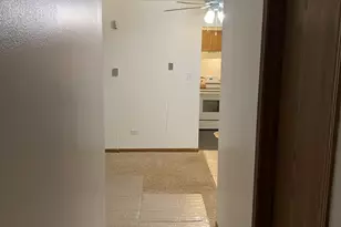 17975 Huntleigh Ct, Country Club Hills, IL 60478 - Photo 10