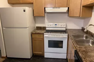 17975 Huntleigh Ct, Country Club Hills, IL 60478 - Photo 8