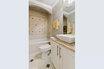 4351 S Lake Park Avenue #1S, Chicago, IL 60653 - Photo 16