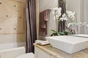 4351 S Lake Park Ave, Chicago, IL 60653 - Photo 10