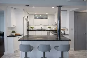 175 E Delaware Pl, Chicago, IL 60611 - Photo 14