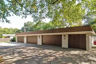 69 Lincoln Ave, Riverside, IL 60546 - Photo 24