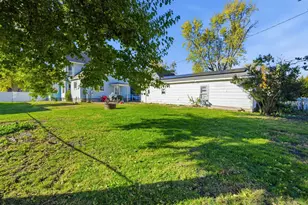208 N Jackson St, Flanagan, IL 61740 - Photo 28