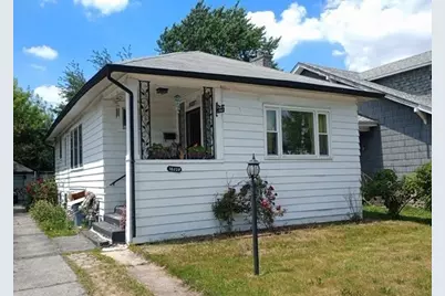 10020 S Wentworth Avenue, Chicago, IL 60628 - Photo 2