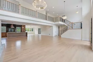 8886 Johnston Rd, Burr Ridge, IL 60522 - Photo 14