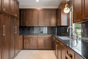 8886 Johnston Rd, Burr Ridge, IL 60522 - Photo 28