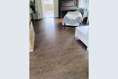 178 W Hampton Drive, Round Lake, IL 60073 - Photo 16