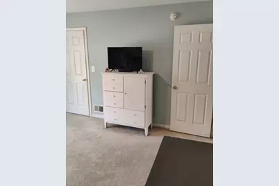 178 W Hampton Drive, Round Lake, IL 60073 - Photo 24