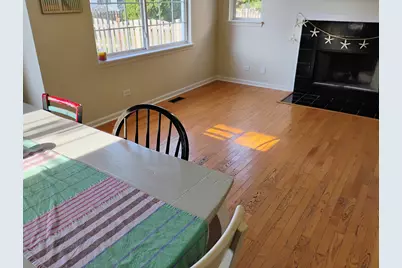 178 W Hampton Drive, Round Lake, IL 60073 - Photo 8