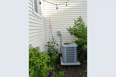 178 W Hampton Drive, Round Lake, IL 60073 - Photo 40