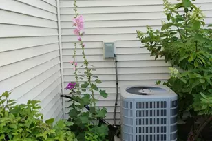 178 W Hampton Dr, Round Lake, IL 60073 - Photo 40