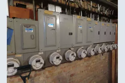 7918 S Calumet Avenue, Chicago, IL 60619 - Photo 20