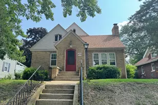 2231 9th Ave, Rockford, IL 61104 - Photo 1