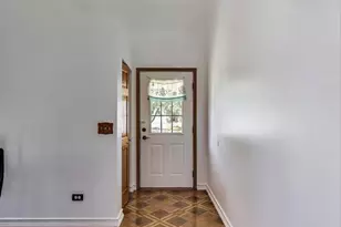 487 N Anna Ln, Romeoville, IL 60446 - Photo 4