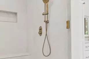 2430 Dorina Dr, Northfield, IL 60093 - Photo 46