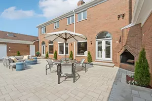 2430 Dorina Dr, Northfield, IL 60093 - Photo 72