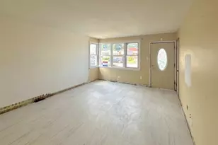 3827 W Hayford St, Chicago, IL 60652 - Photo 2