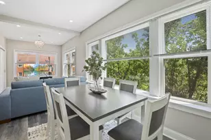 1111 Bonnie Brae Pl, River Forest, IL 60305 - Photo 2