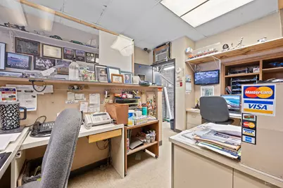 9363 S Ewing Avenue, Chicago, IL 60617 - Photo 6