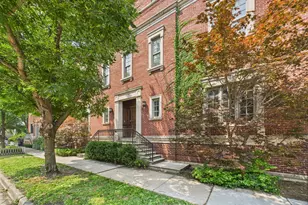 1242 W Dickens Ave, Chicago, IL 60614 - Photo 2