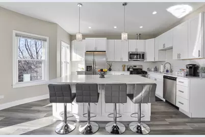 1111 Bonnie Brae Place #3W, River Forest, IL 60305 - Photo 2