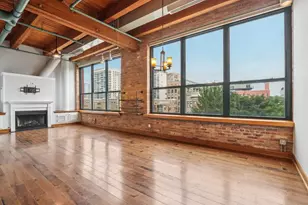 1727 S Indiana Ave, Chicago, IL 60616 - Photo 2