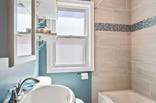 660 1st St, Crete, IL 60417 - Photo 12