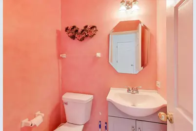 697 Providence Lane, Lindenhurst, IL 60046 - Photo 14