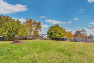 697 Providence Lane, Lindenhurst, IL 60046 - Photo 28