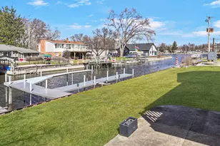 3000 Miller Dr, McHenry, IL 60050 - Photo 8