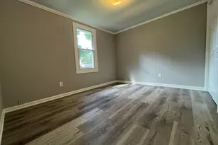 836 S Sumner Ave, Aurora, IL 60505 - Photo 10