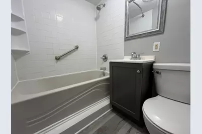 836 S Sumner Avenue, Aurora, IL 60505 - Photo 12