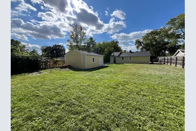 836 S Sumner Avenue, Aurora, IL 60505 - Photo 14