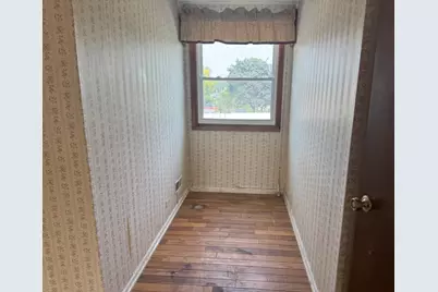 421 E Wise Road, Schaumburg, IL 60193 - Photo 8