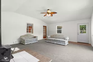 2103 Maple Rd, Joliet, IL 60432 - Photo 8