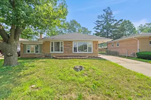 16327 Dobson Ave, South Holland, IL 60473 - Photo 1