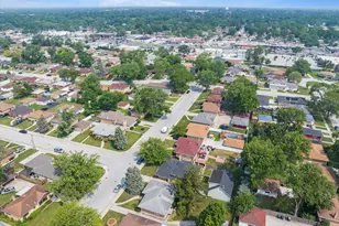 16327 Dobson Ave, South Holland, IL 60473 - Photo 36