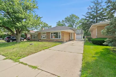 16327 Dobson Avenue, South Holland, IL 60473 - Photo 2