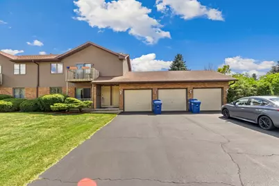 216 Pardridge Place #216, Dekalb, IL 60115 - Photo 2