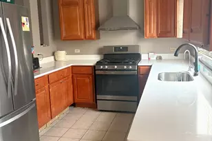 424 Van Gogh Cir, Bolingbrook, IL 60440 - Photo 4