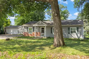 0S732 Myrtle St, Winfield, IL 60190 - Photo 2