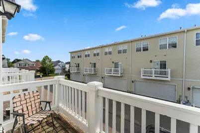 582 Holiday Lane, Hainesville, IL 60073 - Photo 32