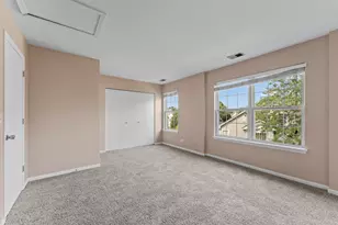 582 Holiday Ln, Hainesville, IL 60073 - Photo 24