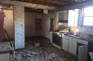 11532 S Harvard Ave, Chicago, IL 60628 - Photo 10