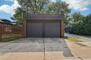 5253 Cleveland St, Skokie, IL 60077 - Photo 48